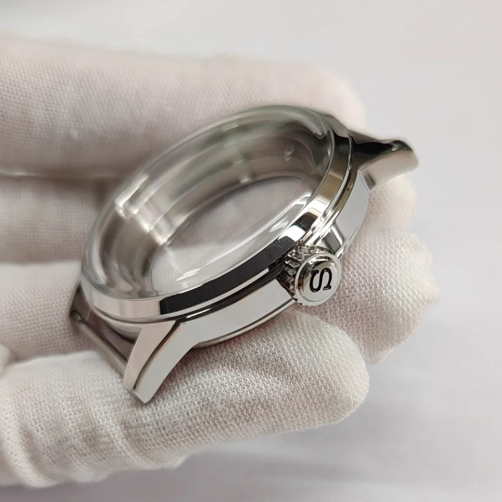 Nuova cassa dell'orologio da 40 mm per movimento NH35/NH36/4R Cassa lucida in acciaio inossidabile Cover posteriore trasparente Corona push-in