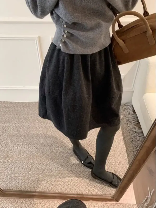 

Deep Grey Woolen A-Line Skirt Women's Autumn Winter Fashion Flower Bud Short Skirt High Waist Korean Style Commute Warm