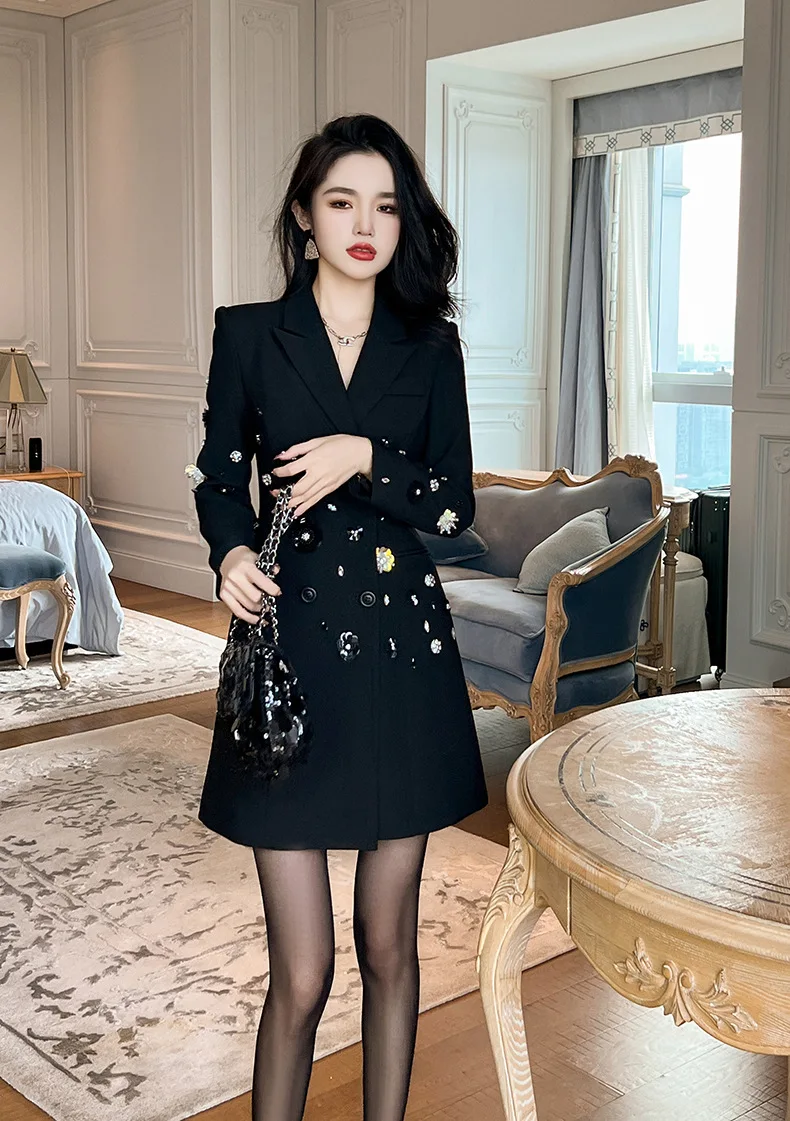 

French design diamond-studded black suit dress for women, slim and elegant, professional petite suit skirt