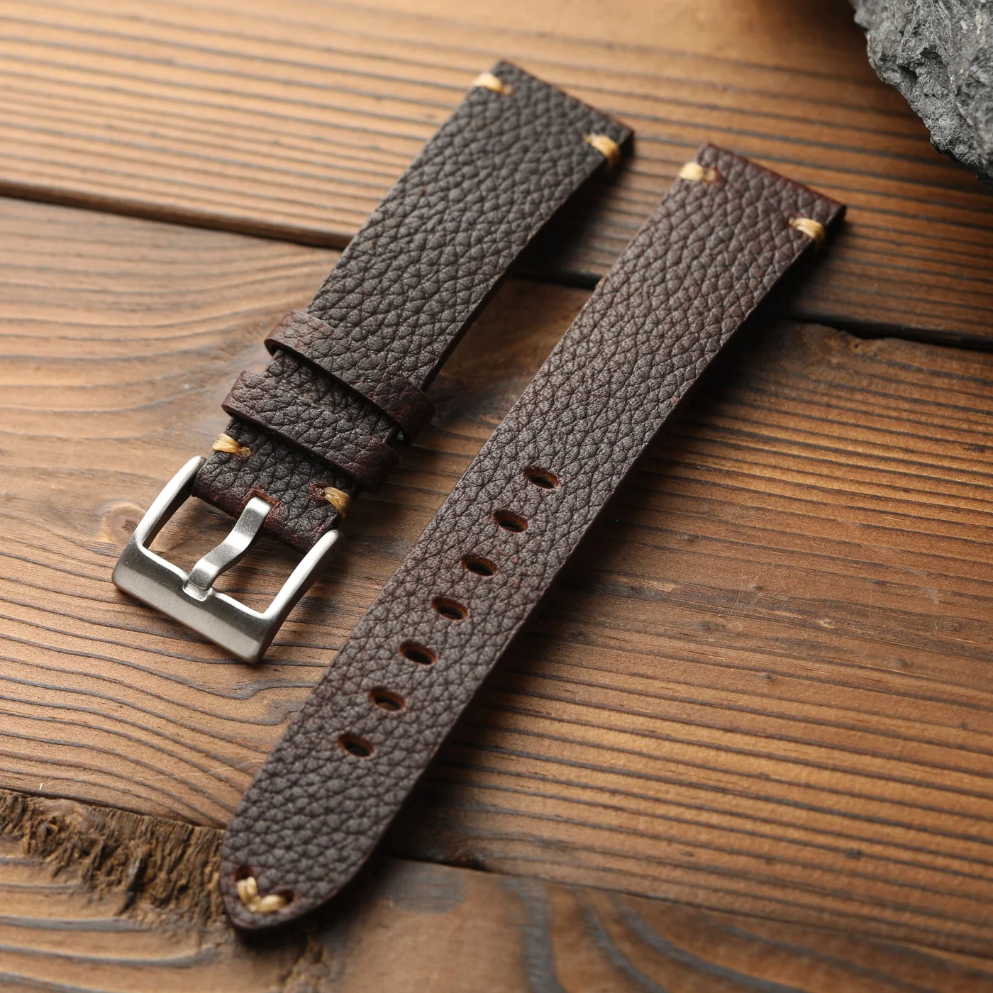 Handmade leather watchband, 18, 19, 20, 21, 22MM, black and brown vintage style, soft first-layer cowhide men's watchband