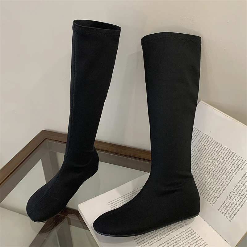 Eilyken Modische Weiche Lederstiefel im Punk-Stil mit Runder Zehenkappe für Damen, Kniehohe Stiefel für Herbst und Winter, Niedrige Absätze, Lange Stiefeletten, Damenschuhe – Detail 13