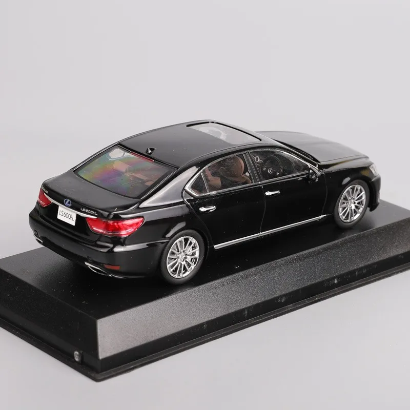 KYOSHO Diecast 1/43 Scale LS600HL Black Alloy Car Model Collection Hobby Souvenir Static Display Ornaments Vehicle Boy Gifts