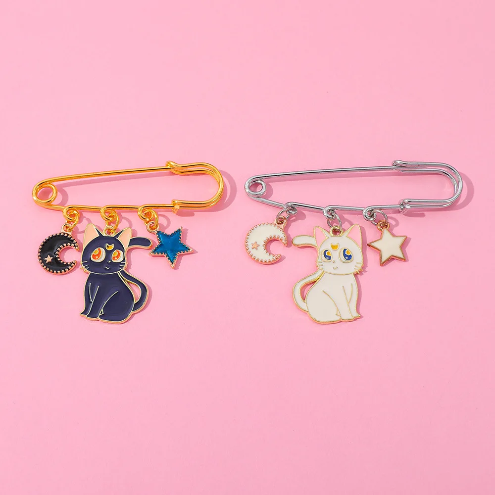 

Cute Sailor Moon Brooch Cartoon Tsukino Usagi Metal Badge Enamel Pin Clothes Jeans Lapel Pin Jewelry Accessories Ornament