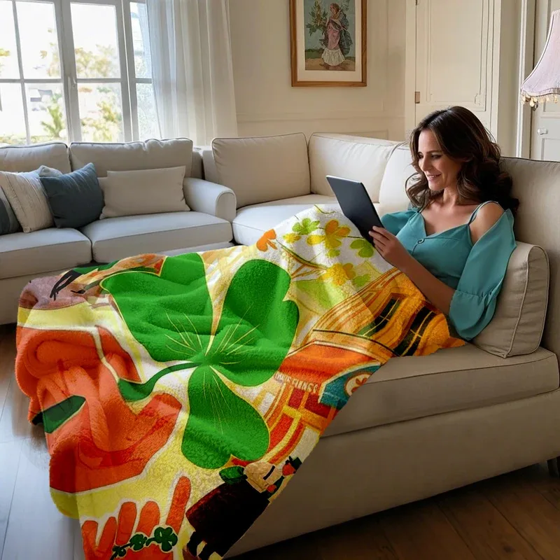 

UJF03Customizable Flannel Blanket For St. Patrick'S Day, Featuring Cartoon Clover And Street Patterns For Cozy Gatherings5Ln&