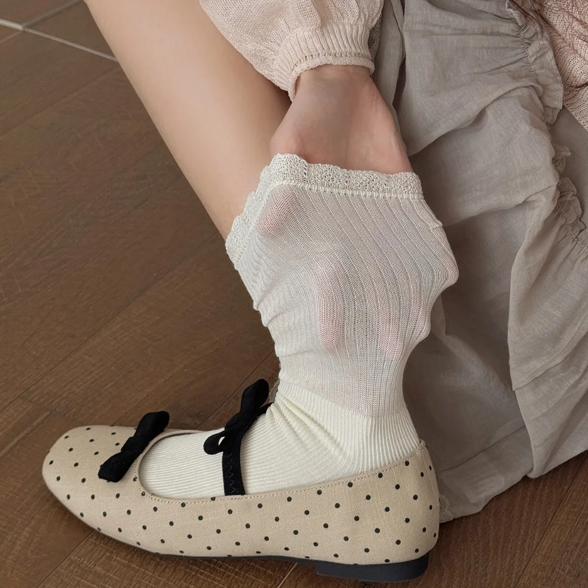 New Lace Ruffle Socks Women Spring and Autumn Retro Medium Tube Socks JK Japanese Solid Color Ballet Style Cotton Long Socks Sox