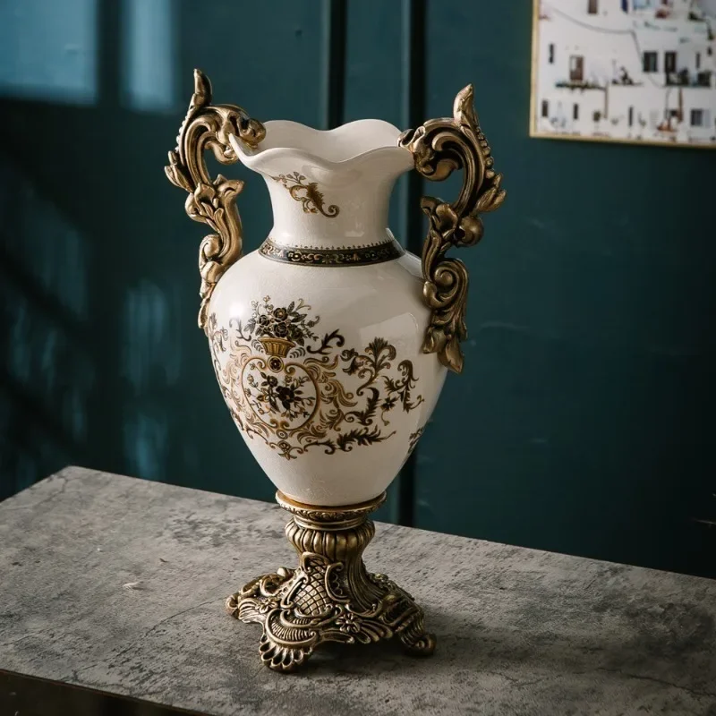 European Retro Double-ear Ceramic Trophy Vase High Grade Floor Vase Villa Living Room Desktop Flower Decorative Craft  Vases