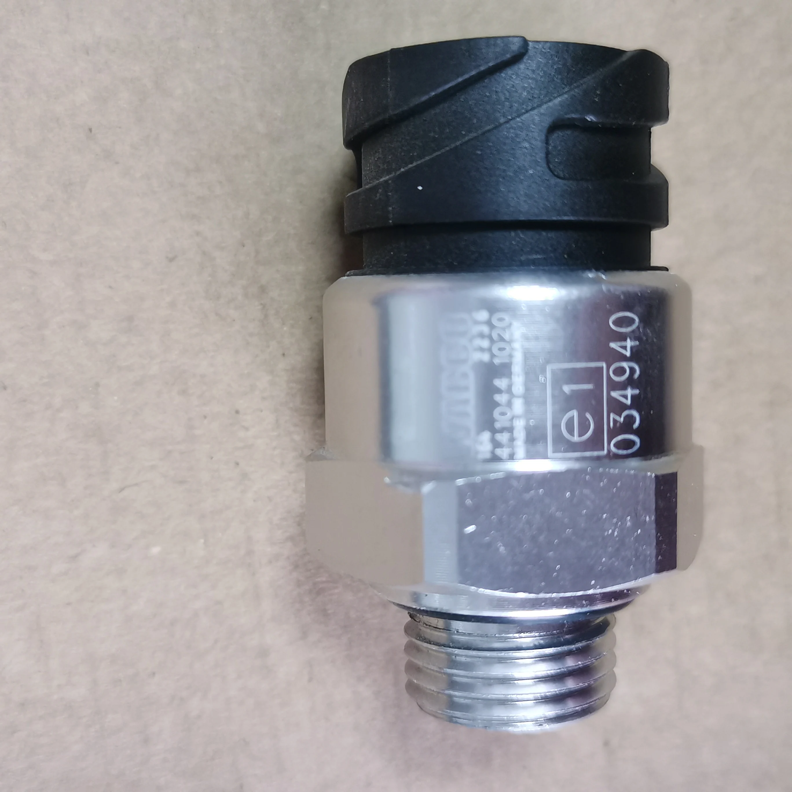 High quality air pressure sensor 4410441020  98472891  504255336