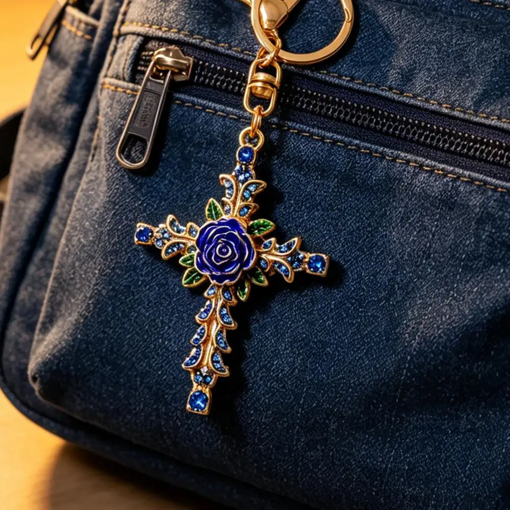Decorative Rose Keychain Retro Rhinestone Rose Keychain Pendant Golden Plated Alloy Key Ring for Men Women Handbag Backpack