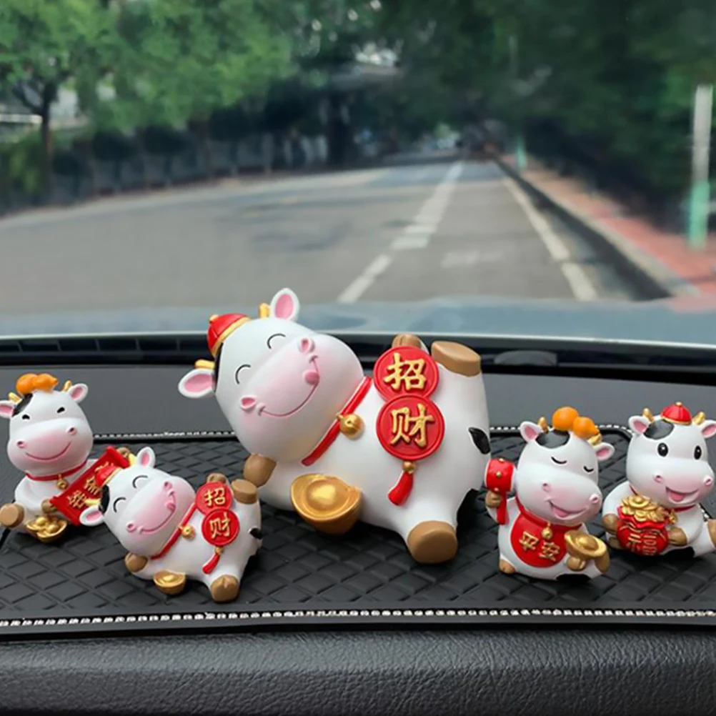 

4pcs Cattle Shape Home Ornaments Party Decorations Premium Dessert Cake Decor Supplies Home Decorations Auto