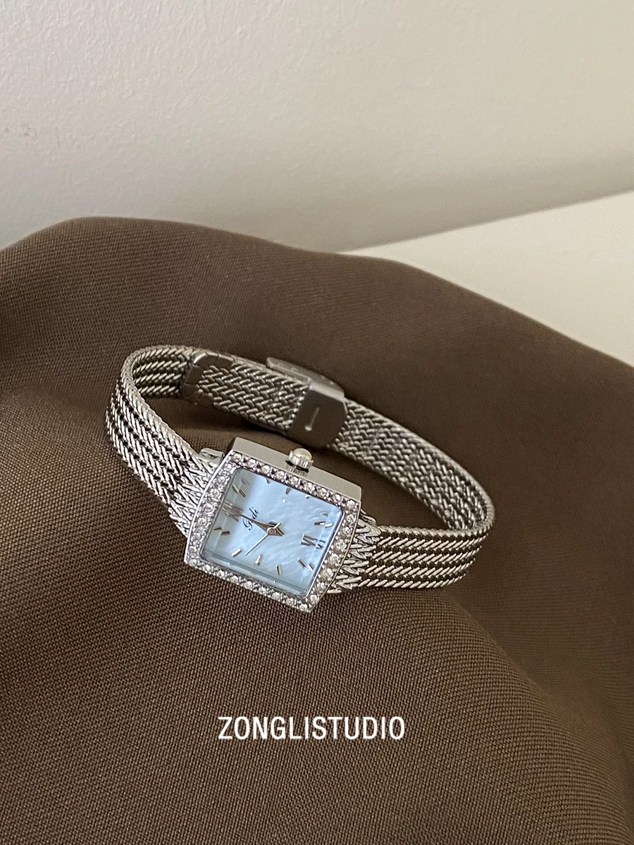 

Square dial women's watch, elegant style, birthday gift for women, high-end luxury women's wristwatch, women's accessory.