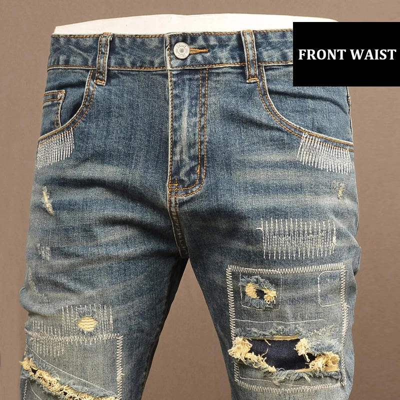 

Модные новые мужские джинсы с перфорированными вставками, в стиле ретро, стрейч, зауженный крой, синие, с дизайнерской вышивкой.