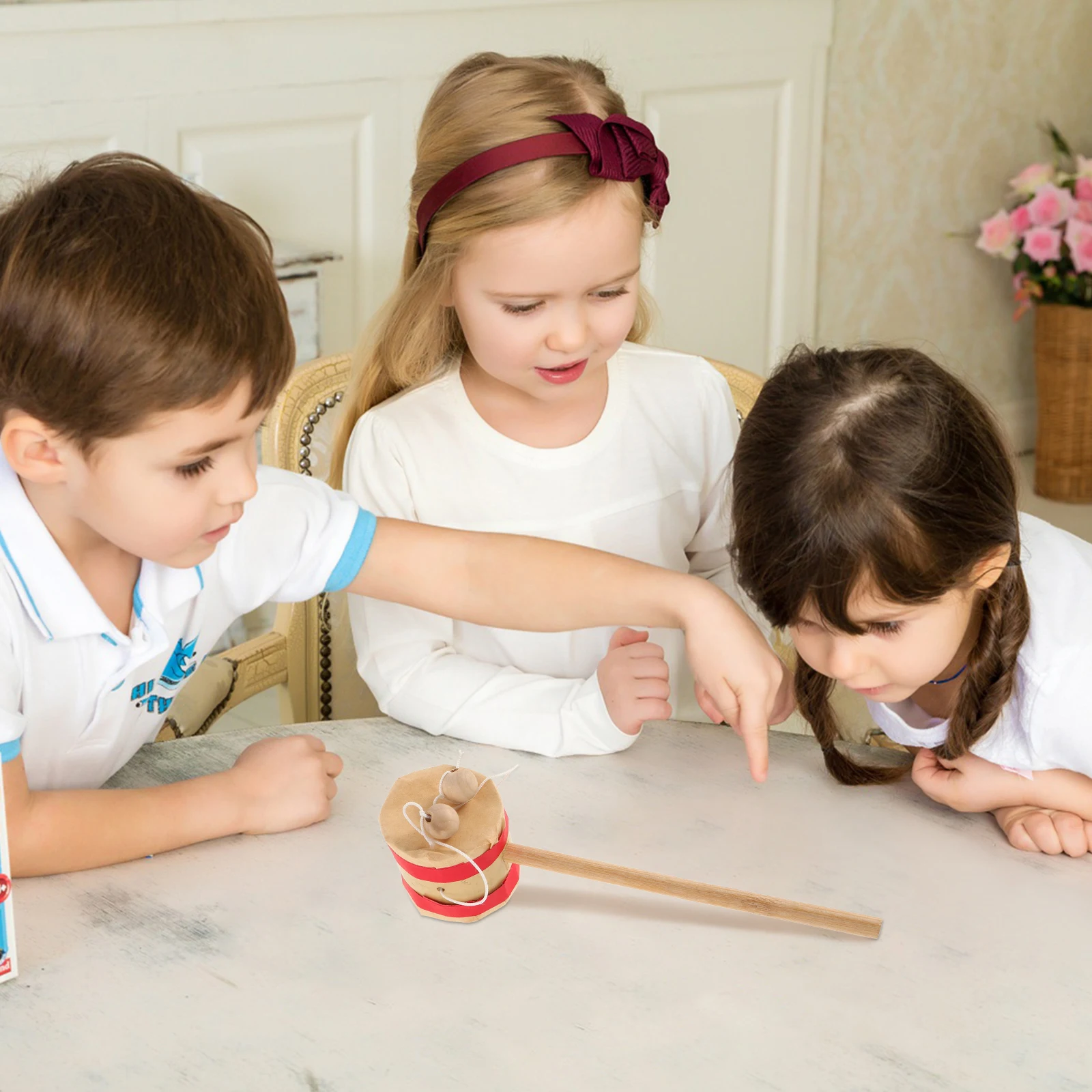Sonaglio applauso scimmia con piatti Tamburi per bambini Giocattoli decorativi per lo sviluppo fai da te Sonagli Bongos rotanti per bambini
