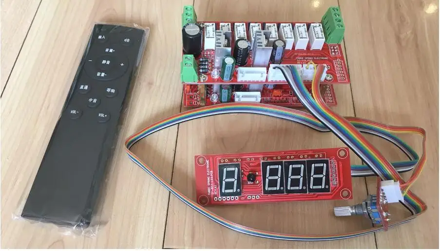 Fernbedienung Vorverstärker Leistungs verstärker Relais Lautstärke rca symmetrische Lautstärke regler Nixie Röhre Anzeige bildschirm