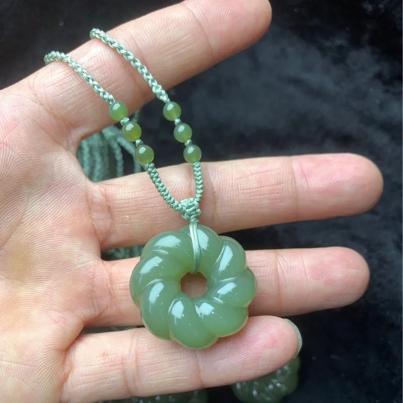 Hetian Jade Twisted Clasp Plum Blossom Pendant Men Women, Fashionable And Finely Crafted