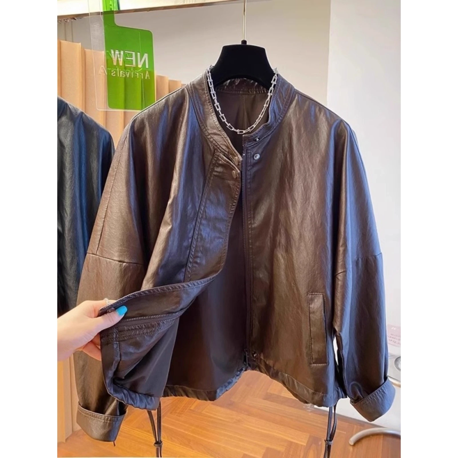 

Loose Fit Biker Jaet Men's Leather Coat Retro American Sle Stand Collar Thiened Casual Wear for Young Men Large Size