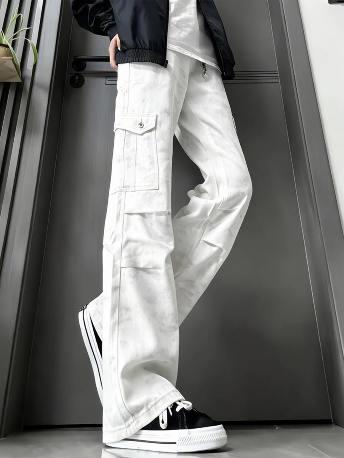 

Белые плиссированные брюки-карго в стиле парашютиста для мужчин, весна-лето, американский уличный стиль, слегка расклешенные прямые свободные джинсы