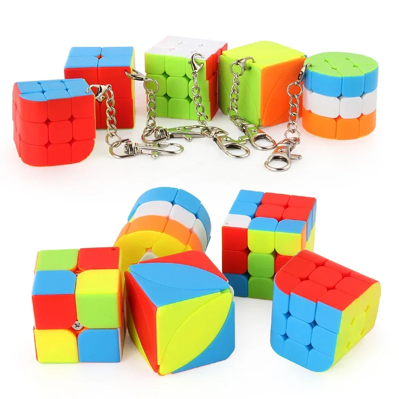 1PC Portachiavi Puzzle Cubo Magico 3x3x3 Cubo Zaino Ciondolo Cubo 2x2 Cubo Magico Bel Gioco Cubo Portachiavi Cubo Giocattoli