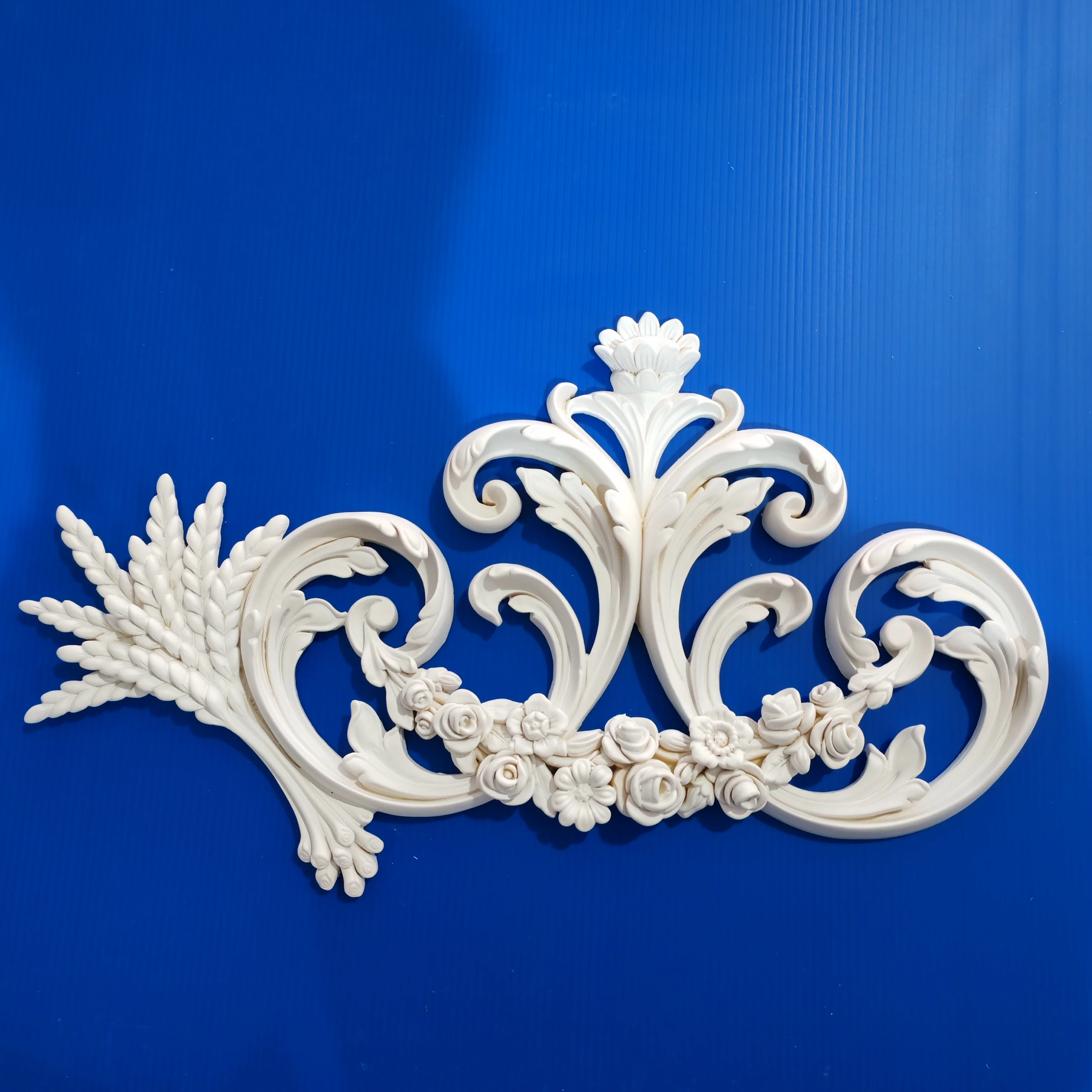 Waterproof White Modern Top Grade 3D Decorative Relief Wall Ornaments PU Carved Polyurethane Plastic For Villa Application