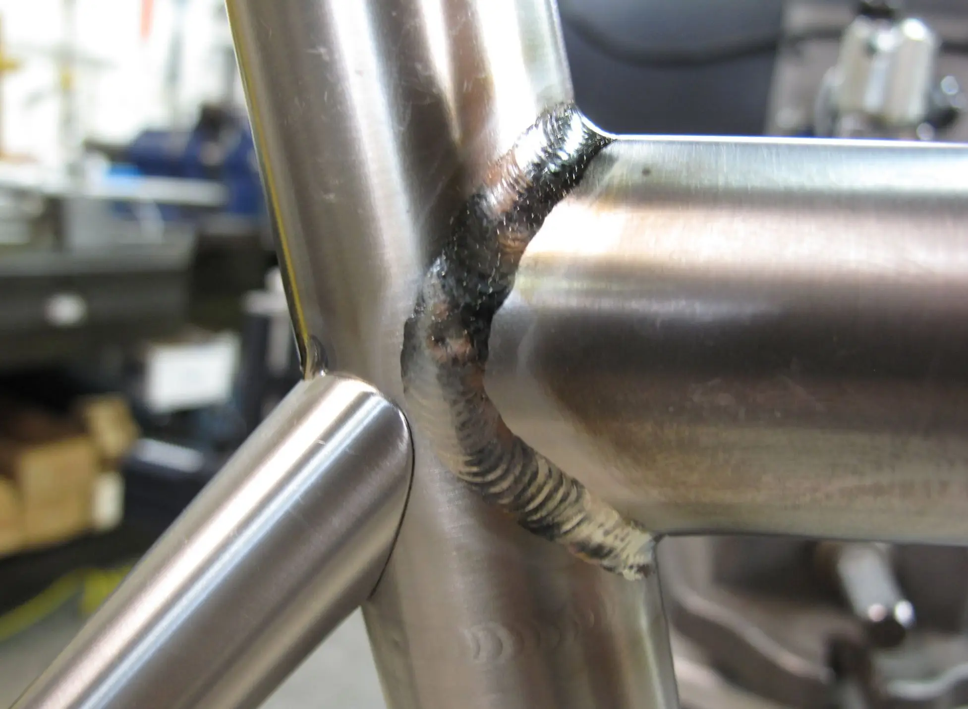 สินค้าใหม่คุณภาพสูงไทเทเนียม MTB เฟรมจักรยานถนนพร้อมดิสก์เบรก