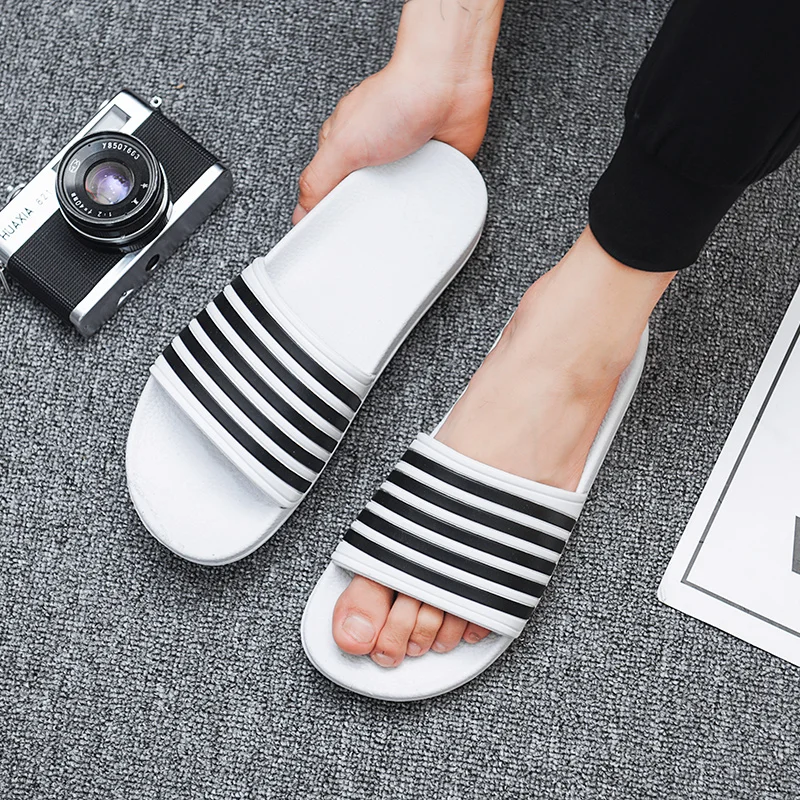 Summer Men Indoor Home Slippers Male Soft Comfortable Bath Slipper Men's EVA Flat Thick Platform Outdoor Beach Sandals