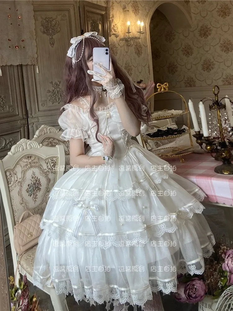 

A new style of one-shoulder three-piece gorgeous wedding dress