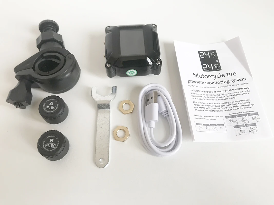 DERSHSENG TPMS Tire Pressure Monitoring System With 2 External Sensors Temperature Alarm USB Charging LCD Display Waterproof