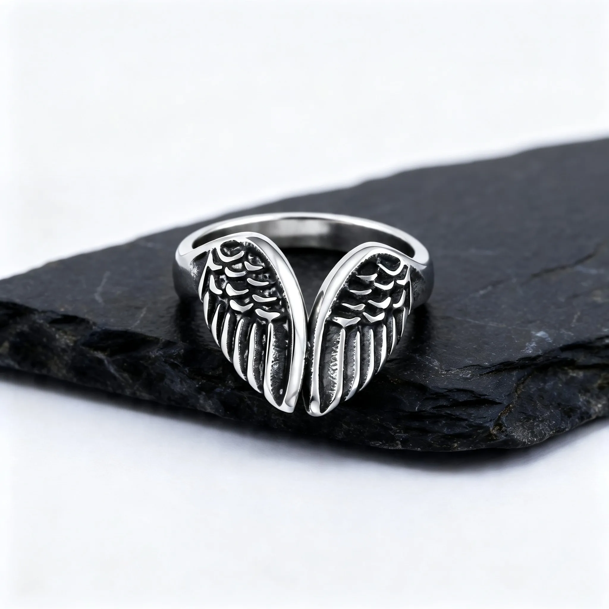 Punk-Engelsflügel-Ring für Männer, Retro-Edelstahl-Herrenring, Gothic-Unisex-Schmuckgeschenk – Detail 4