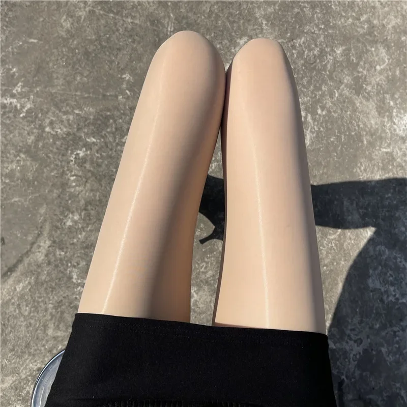 Stoking Wanita Seksi Mengkilap Elastis Tipis Berkilau untuk Klub Malam, Pantyhose Glossy Transparan