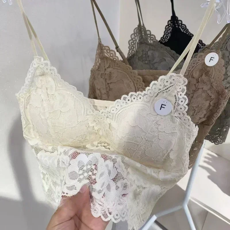 Fashion Women Lace Flower Bralette Bra Female Tops Hot Sale Female Lace Strap Wrapped Chest Shirt Top New Underwear Bras