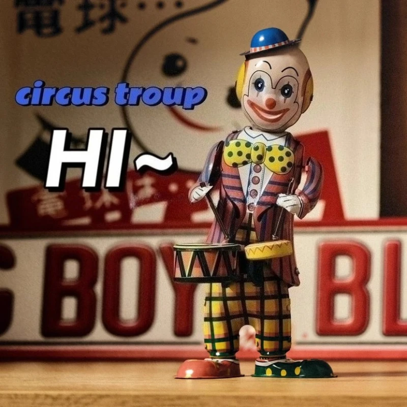 

Retro Clockwork Metal Walking Tin Drumming Clown drummer Robot Wind up toy Mechanical Classic collection toy gift