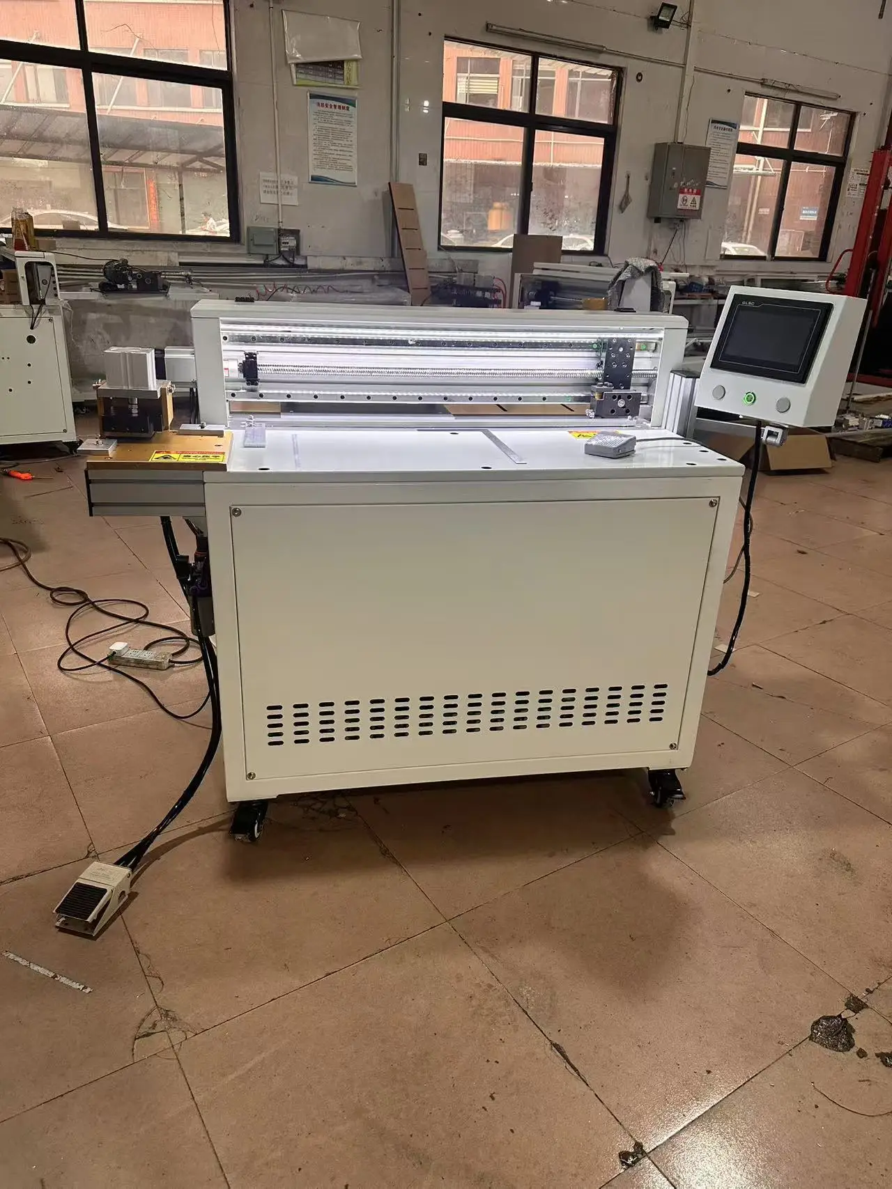 KPC-7008SV Automatic Cardboard Paper Box Package v Sloting Grooving Machine Die-cutting & V-Slot Grooving Machine