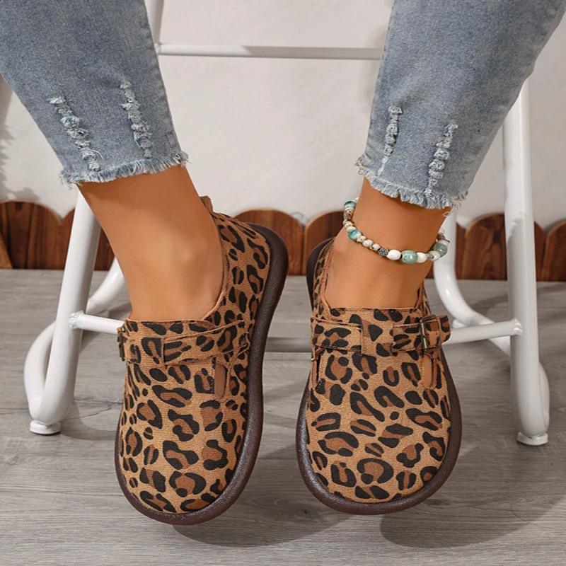 Fashionable and Sexy Leopard Print Decoration Comfortable Casual Flat Women\'s Shoes Lightweight Wear-resistant Loafers