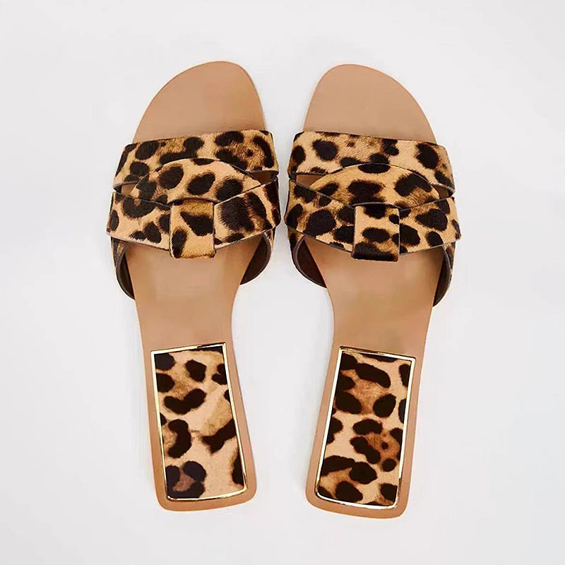 TRAF Chic Leopard Print Flat Slippers Women  Round Head Open Toe Indoor Casual Sandals  Women Fashion Bathroom Shoes For Woman