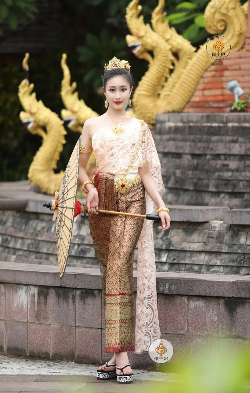Thailand Fashion Women: How This Traditional Thai Outfit Became My Go-To  Look for Tropical Vacations and Cultural Events