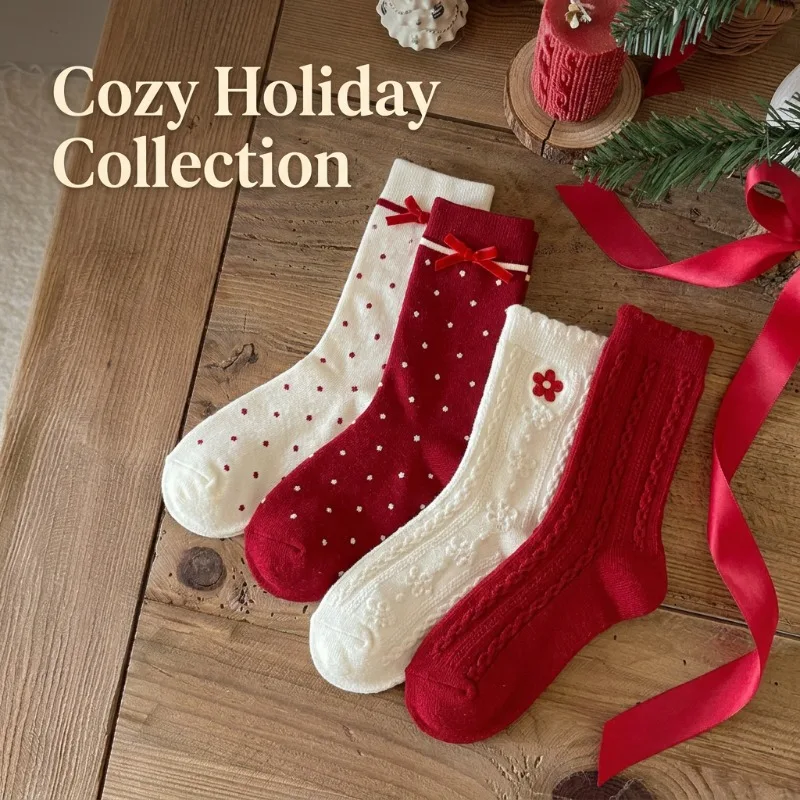 Süße Weihnachtssocken mit gepunkteter Schleife für Damen, weiche Baumwoll-Blumenstrick-Crew-Socken, für den täglichen Gebrauch, JK-Uniform, süße Freizeitoutfits