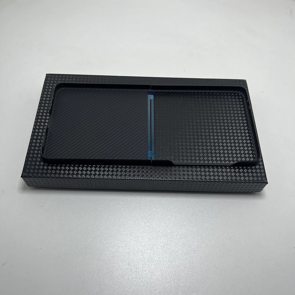 Etui z prawdziwego włókna węglowego do Samsung Galaxy Z Flip 7/8, ultracienkie, odporne na upadki, z włókna aramidowego, etui węglowe do Samsung Galaxy Z Flip 7/8 — zdjęcie produktu 5