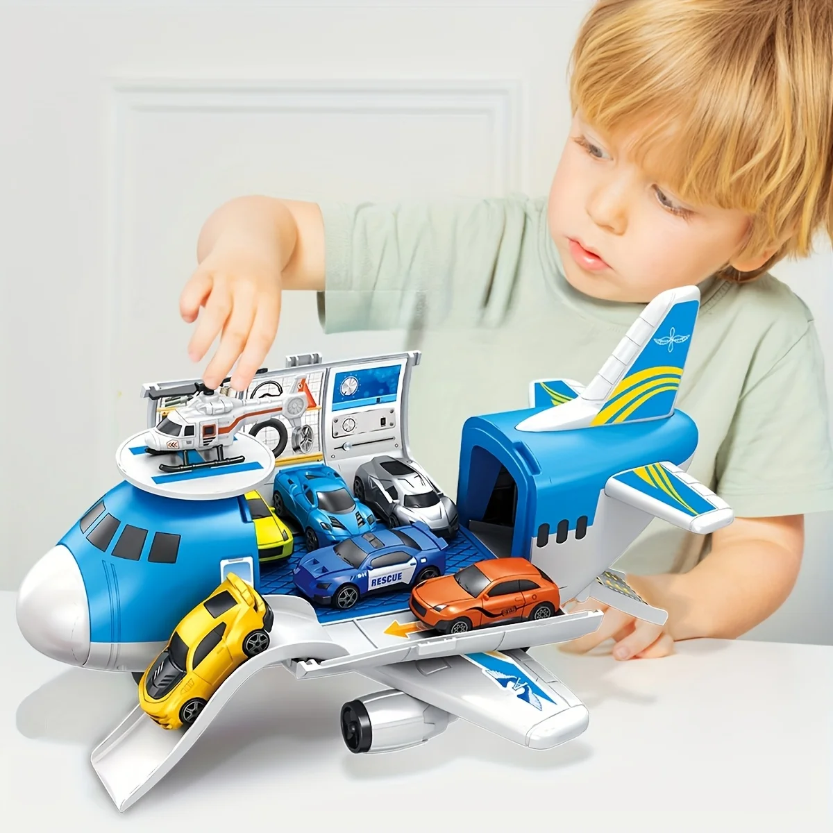 

1 шт. набор игрушек-самолетов с машинами и вертолетом, игровой набор «сделай сам» для детей, в комплект входит 2 автомобили, вертолет и аксессуары, Inte