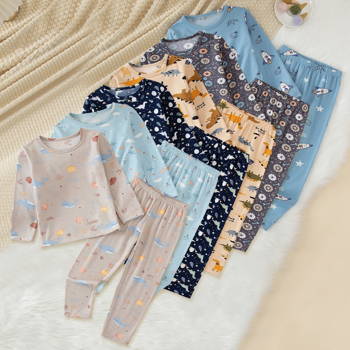 2-piece Autumn/Winter Children's Casual Versatile Fun Printed Thermal Underwear Set Boys' Round Neck Home Suit Set Base Shirt