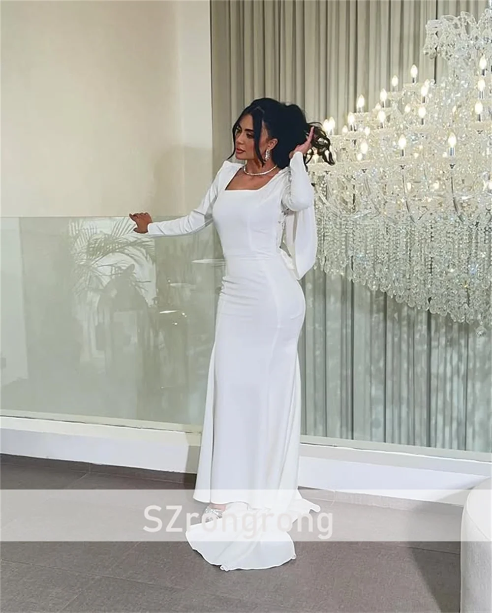 Vestido de noche Formal de manga larga de satén con cuello cuadrado modesto, vestido largo saudí con espalda de ilusión y corte hecho a medida