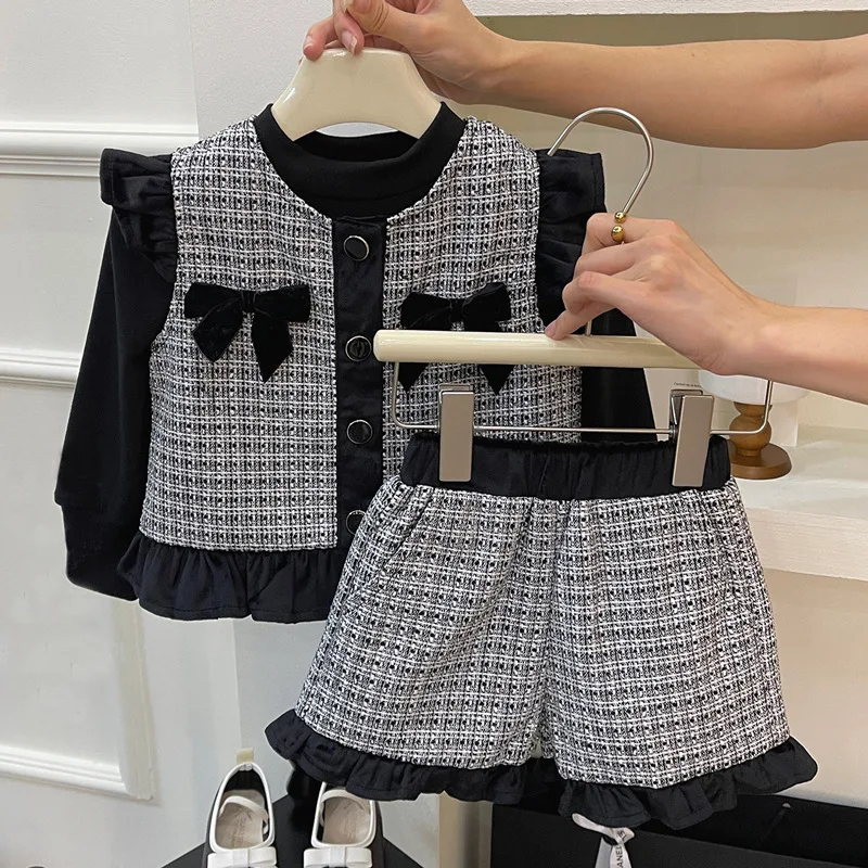 2024Spring Girls' Plaid Suit Bowknot Children's Sleeveless Vest Base Clothing Shorts Three-Piece Set