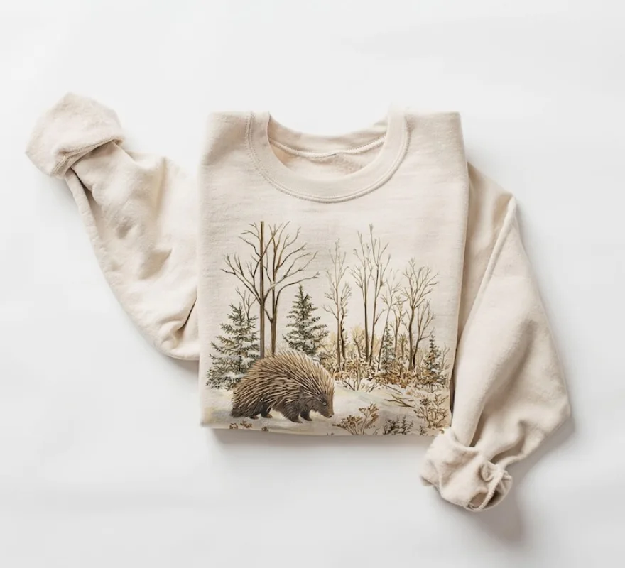 Retro Porcupine Winter Forest Scene Sweatshirt 90s Winter Clothes Women Clothing Funny Pattern Hoodie Hoodies Women Clothing