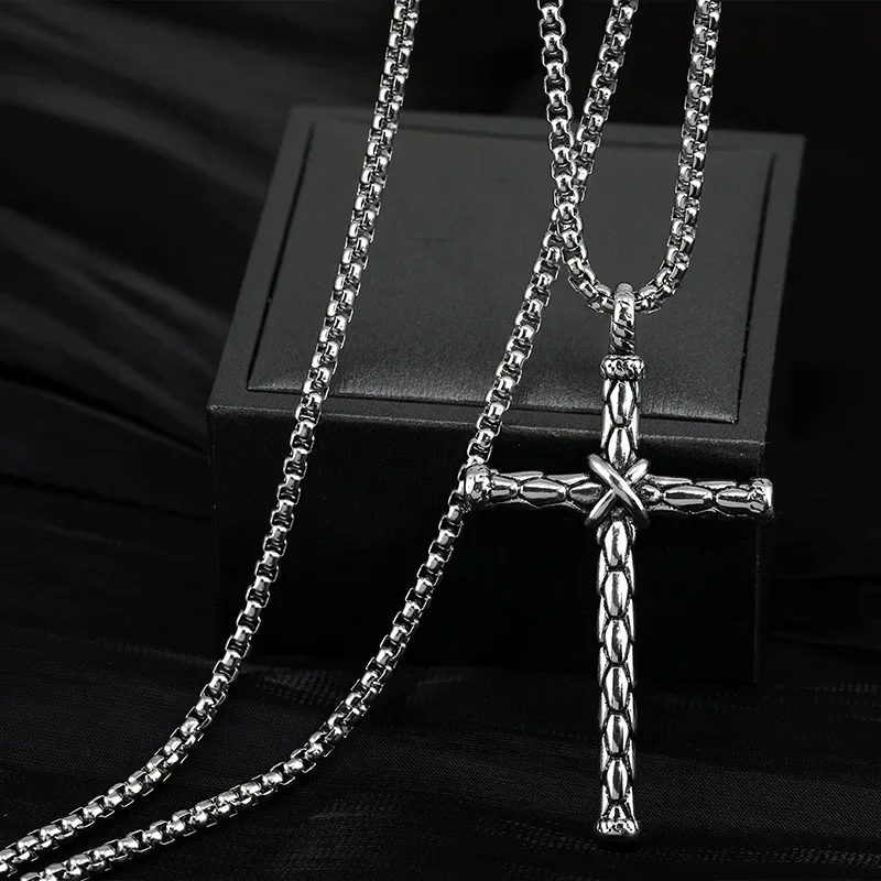 

2025 Lucky Magic Cross Necklace, Cool Guy Titanium Steel Necklace, Street Trend, Nightclub Necklace