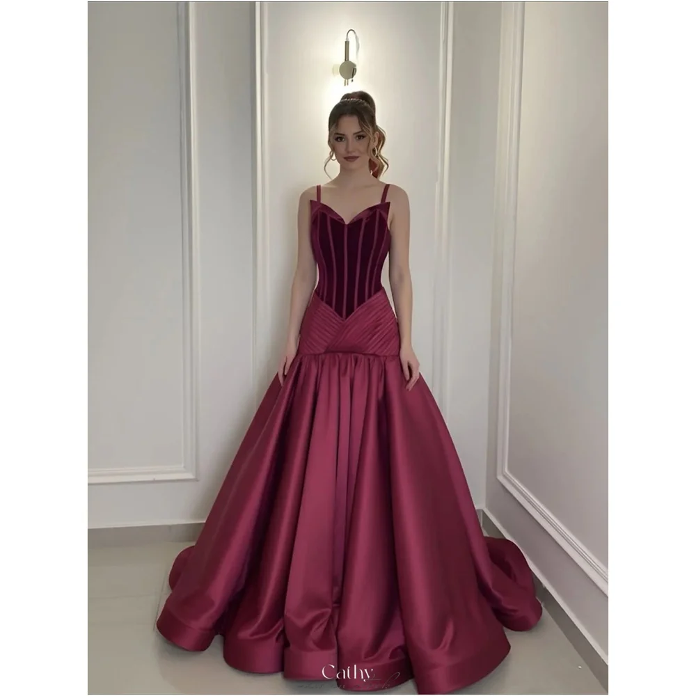 

Cathy Customized Burgundy Spaghetti Straps Velvet Prom Dress A-line Pleated vestidos de noiva Floor-length Formal Evening 2025