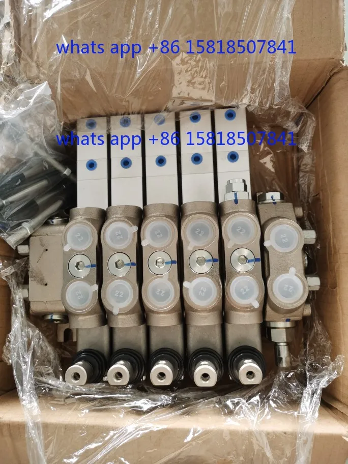 Multi-way valve Sanitation garbage compression car Hook arm car sleeve arm car Multi-way valve, distribution valve