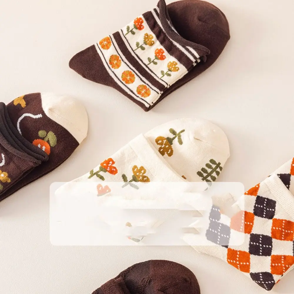 

Sweet Flower Middle Tube Socks Flower Breathable Floral Print Socks Warm Thickened Knitted Mid-tube Socks Winter