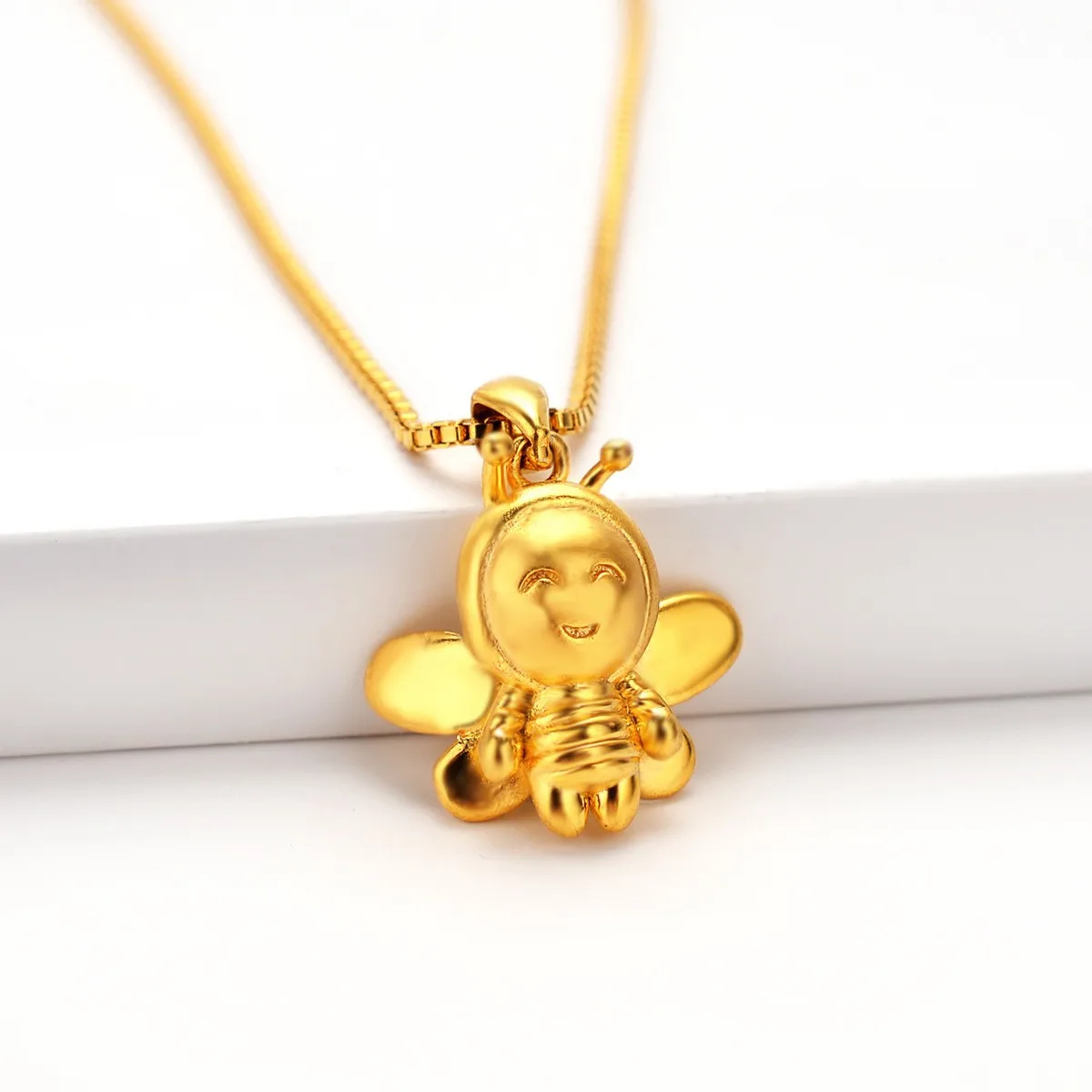 New AU999 gold jewelry womens clavicle chain bee necklace real gold 24K pure gold angel pendant for girlfriend gift