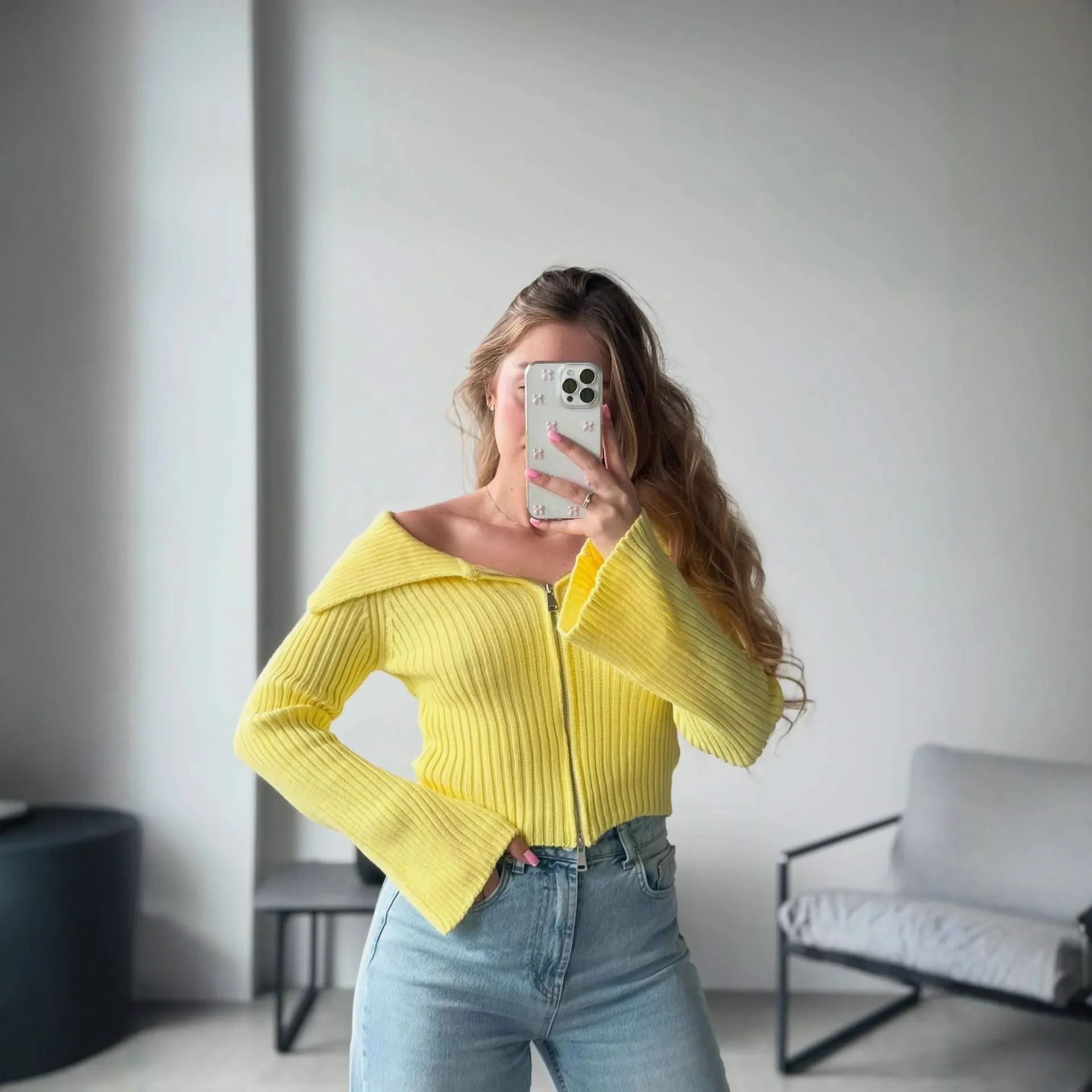 2025 Fall One Shoulder Cropped Sweater Women's Sexy Off Shoulder Knit Top Short Y2K Party Blouse Casual Pullover for Women 2