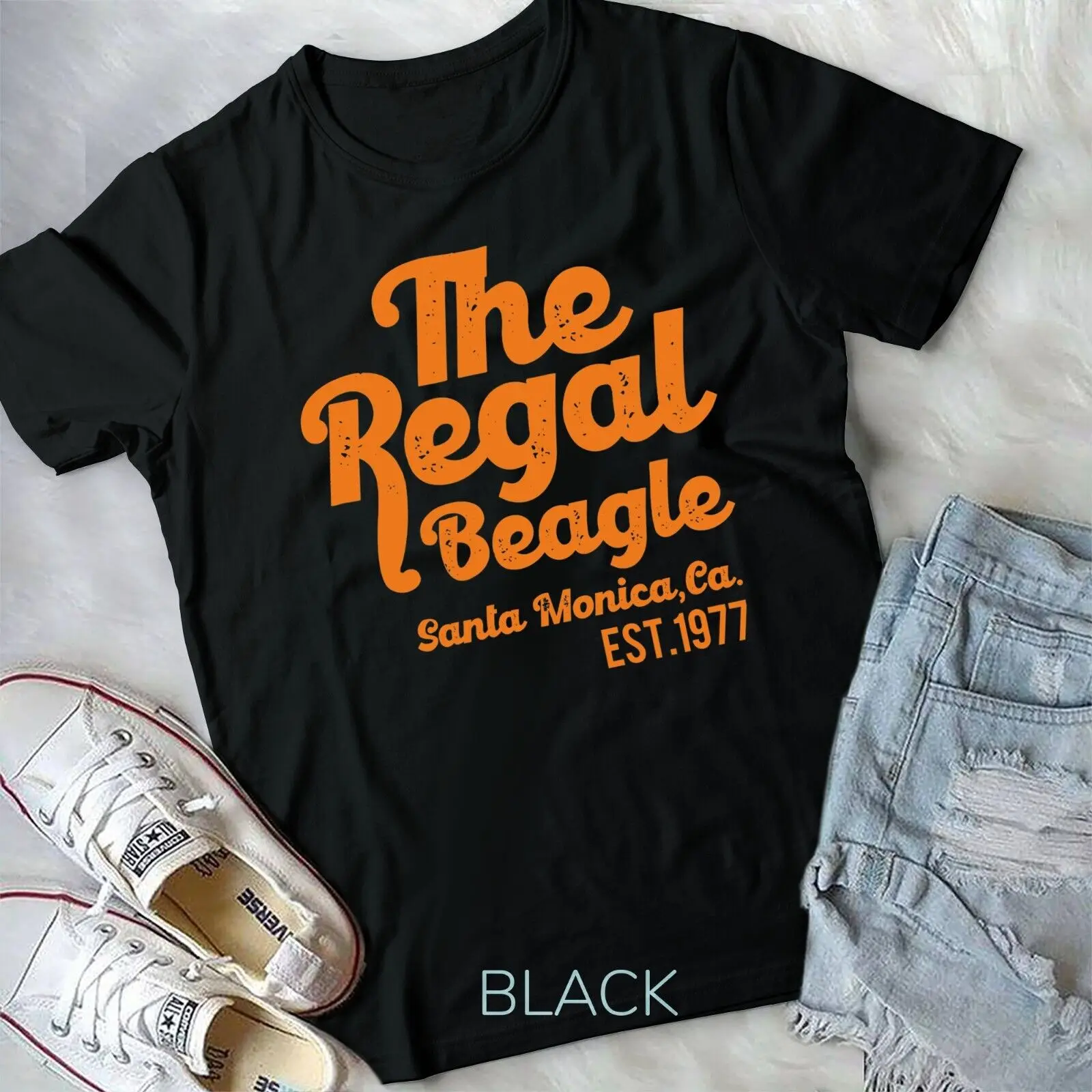 

The Regal Beagle Santa Monica 70's 80's Sitcom Vintage Unisex T-shirt