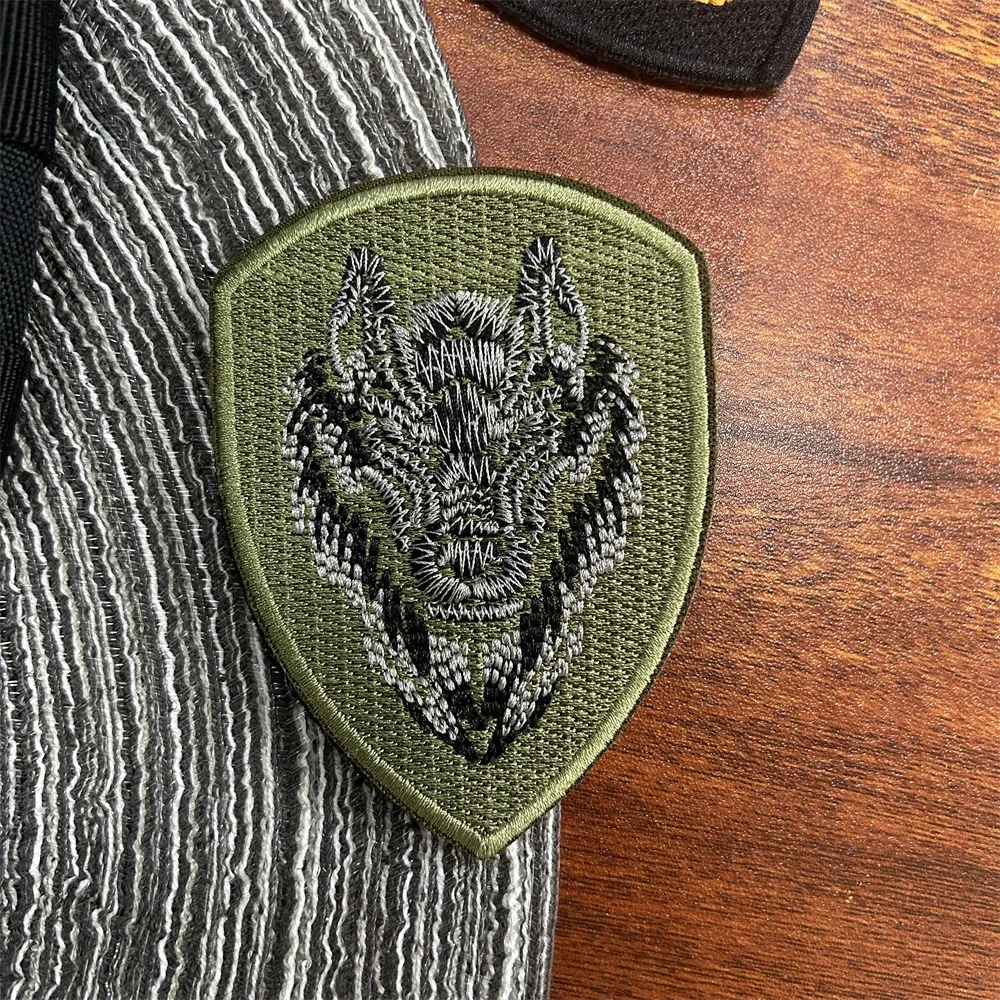 Patch per ricamo testa di lupo della squadra feroci lupo militare Fan Armband avventura all'aperto equipaggiamento militare zaino Sticker