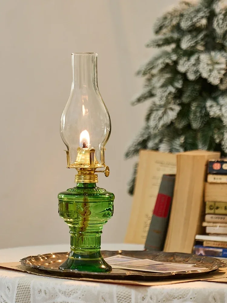 Retro glass oil lamp Old-fashioned nostalgic kerosene lamp Home lighting Atmosphere decoration Folklore ornaments Photography